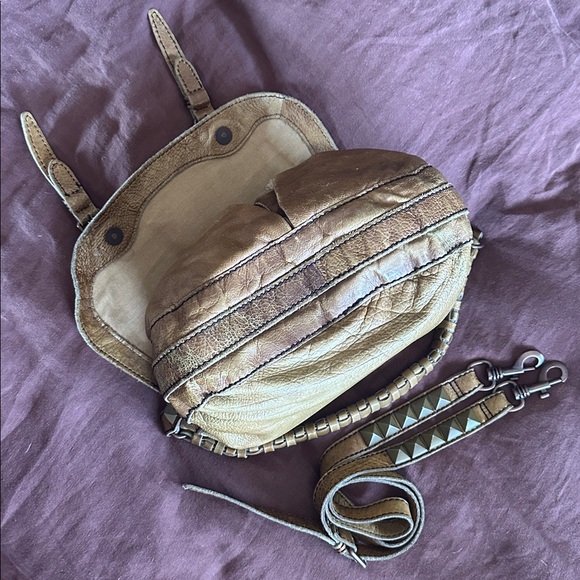 🇩🇪Liebeskind Berlin ‘Hailey’ Tan Leather studded, punk rock, crossbody purse EUC - Picture 8 of 16